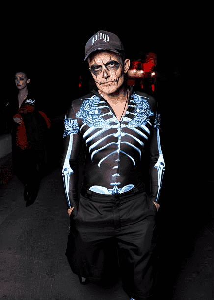 A Closer Look at Orlando Bloom’s Skeleton Shirt