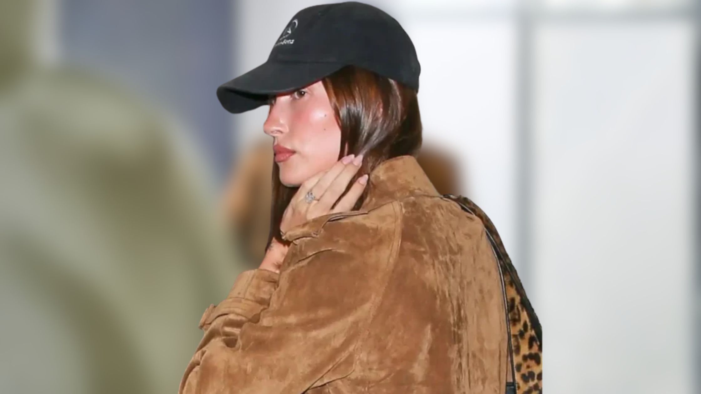 hailey-bieber-serves-luxe-fall-style-in-brown-suede-trench-coat-at-sushi-park-2025